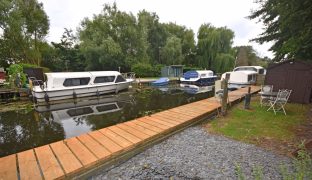 Wayford Bridge - Mooring plot