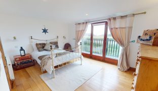 Acle - 7 Bedroom Detached house