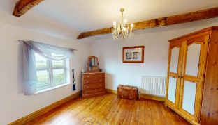 Acle - 7 Bedroom Detached house