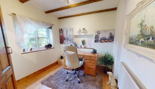 Acle - 7 Bedroom Detached house