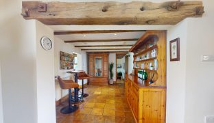 Acle - 7 Bedroom Detached house