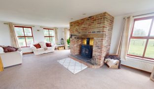 Acle - 7 Bedroom Detached house