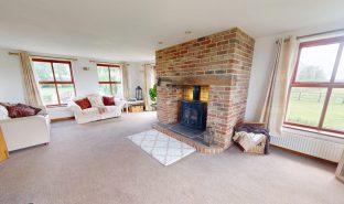Acle - 7 Bedroom Detached house Acle - 7 Bedroom Detached house
