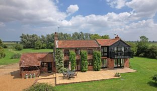Acle - 7 Bedroom Detached house