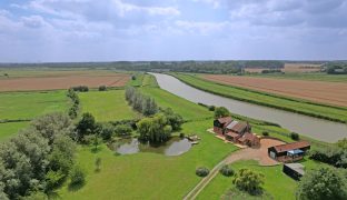 Acle - 7 Bedroom Detached house
