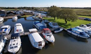Potter Heigham - mooring plot