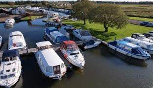 Potter Heigham - mooring plot