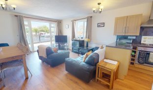 Wroxham - 4 Bedroom Semi-detached house