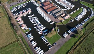Potter Heigham - Mooring Plot