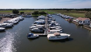 Potter Heigham - Mooring Plot