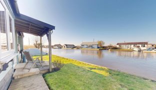 Repps with Bastwick - 2 Bedroom Detached Bungalow