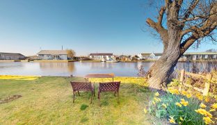 Repps with Bastwick - 2 Bedroom Detached Bungalow