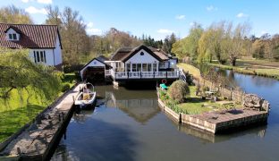 Wroxham - 5 Bedroom Detached house