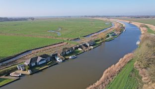 Repps with Bastwick - 2 Bedroom Detached Bungalow