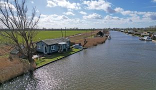 Repps with Bastwick - 2 Bedroom Detached Bungalow