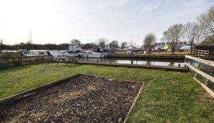 Wayford Bridge - Mooring Plot