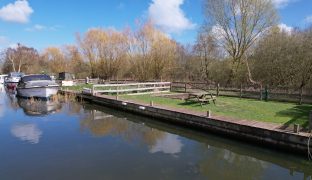 Wayford Bridge - Mooring Plot