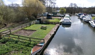 Wayford Bridge - Mooring Plot