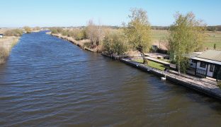 Repps with Bastwick - 2 Bedroom Detached bungalow