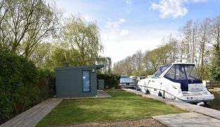 Wayford Bridge - Mooring plot