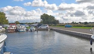 Potter Heigham - Mooring plot