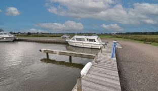 Potter Heigham - Mooring Plot