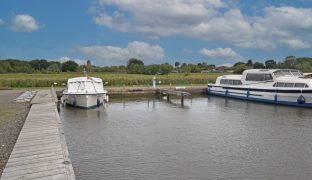 Potter Heigham - Mooring Plot