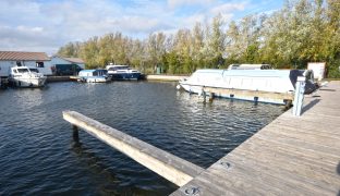 Potter Heigham - Mooring Plot