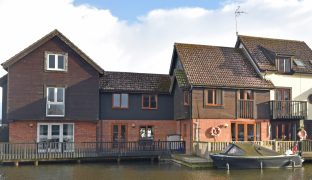 Wroxham - 2 Bedroom Town House