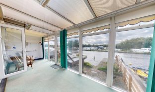 Horning - 4 Bedroom End Town House