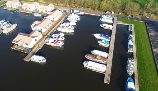 Potter Heigham - Mooring Plot