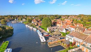 Horning - 4 Bedroom End Town House